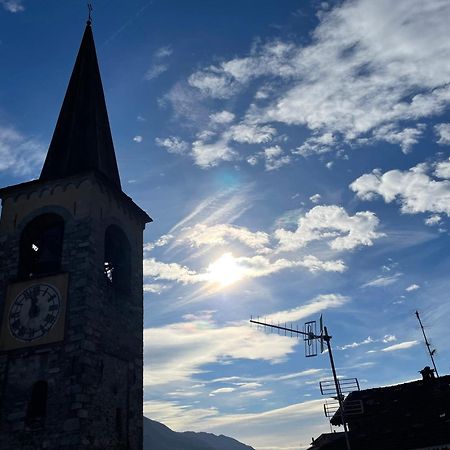 A D Rooms - Il Campanile Casale Corte Cerro Zewnętrze zdjęcie
